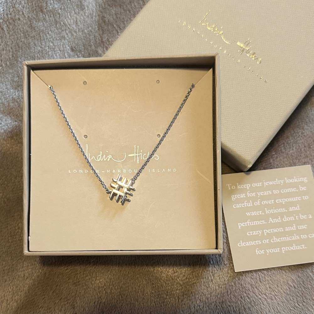 Discontinued India Hicks Legacy Letter Necklace Sterling Silver "E"